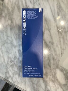 Ole Henriksen Glow2OH Exfoliating Dark Spot Toner
